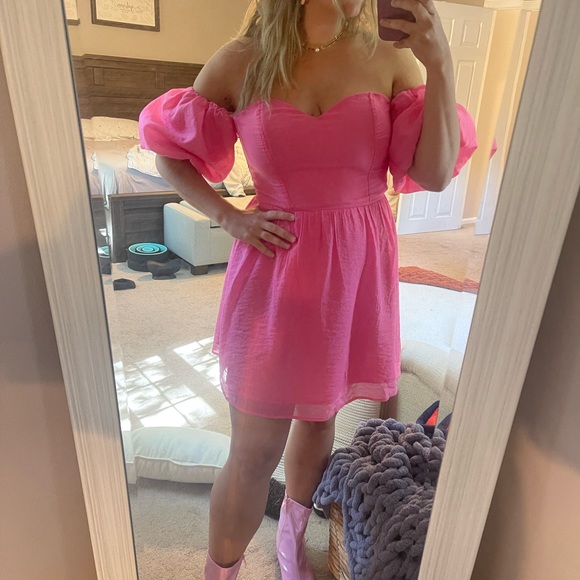 Pink H&M off the shoulder dress - Picture 3 of 3